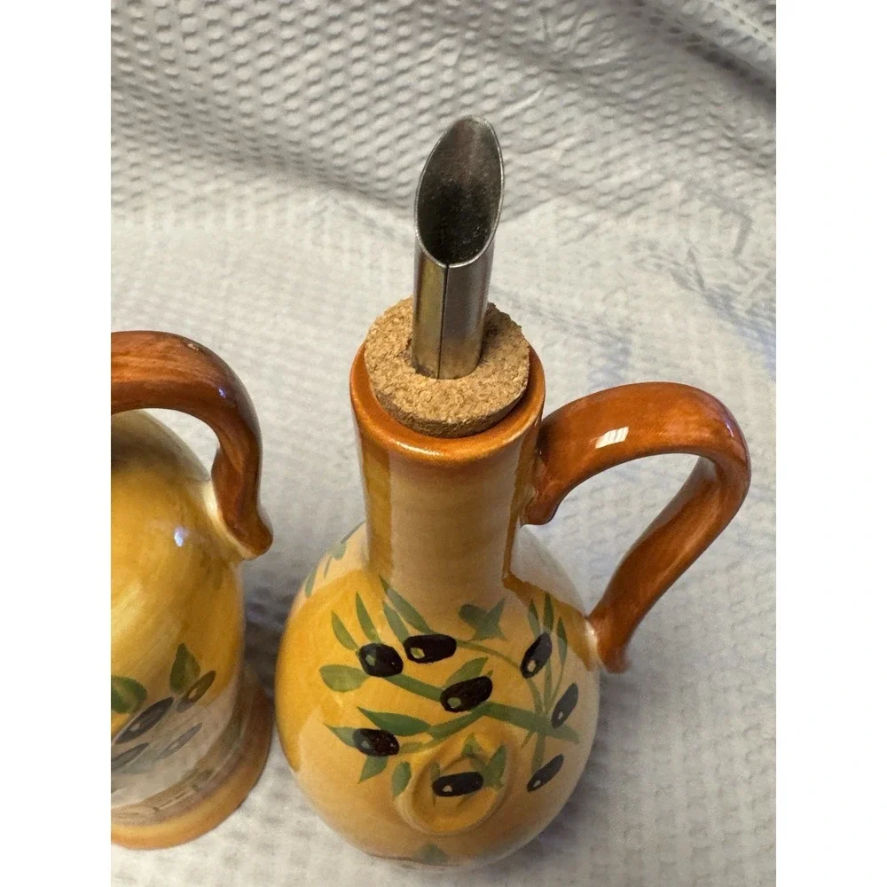 Vintage Pfaltzgraff Olive Grove Oil & Vinegar Jars w/drizzle‎ Spout RARE